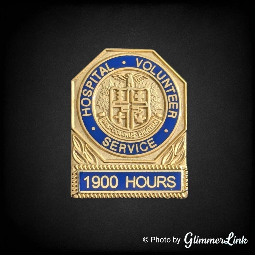 Vintage Hospital Volunteer Service Pin Blue Enamel Gold Tone 1900 Hours Award